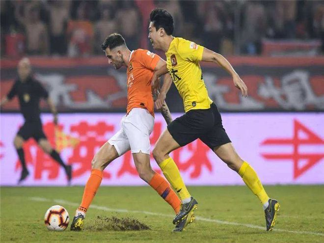 华体会链接-鹿岛鹿角冲击冠军，锋线磨合进入关键期的简单介绍