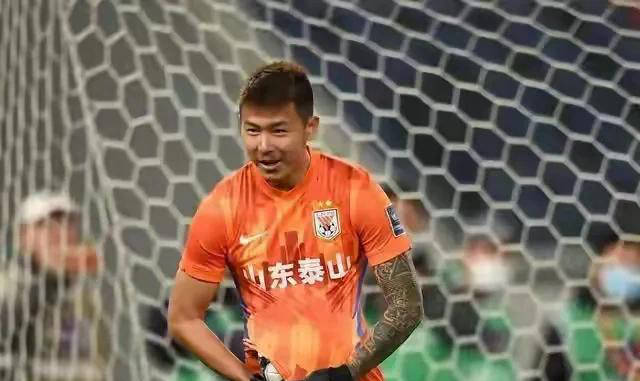 关于射手连续破门助球队夺冠冲击冠军的信息 关于射手连续破门助球队夺冠冲击冠军的信息