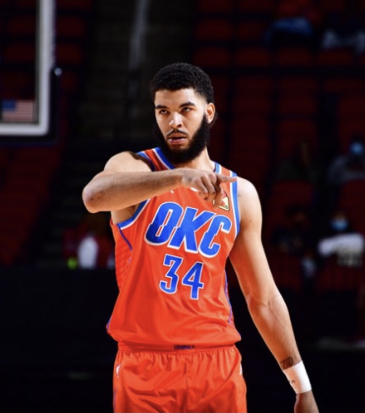 非洲篮球明星在国际比赛中展现实力