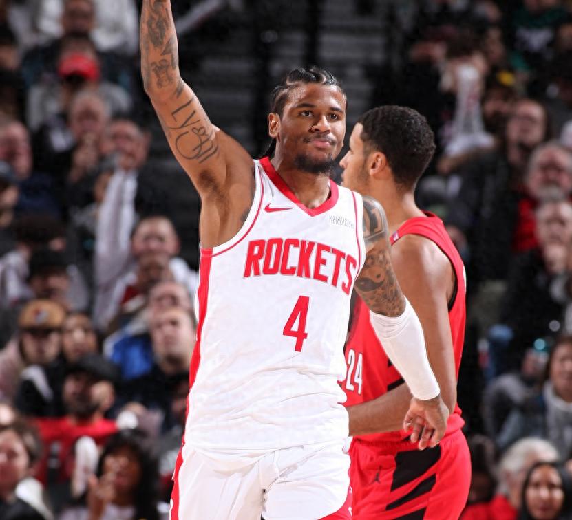 火箭队和开拓者队将上演一场火药味比赛 火箭队和开拓者队将上演一场火药味比赛