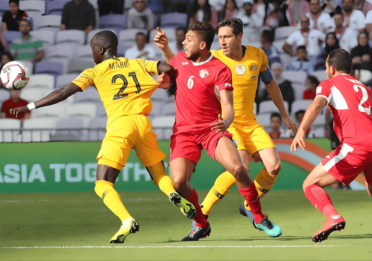 华体会教练-关于意大利对决西班牙，矛盾激烈的信息